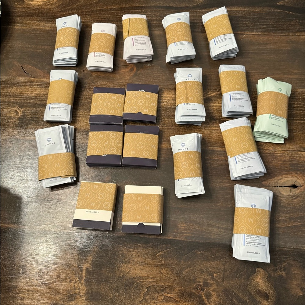 Monat Samples